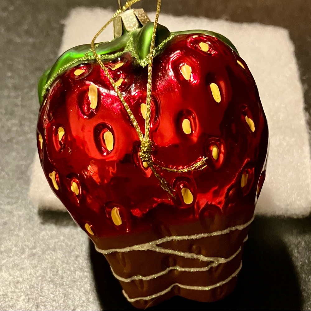 Strawberry Dipped in Chocolate Ornament